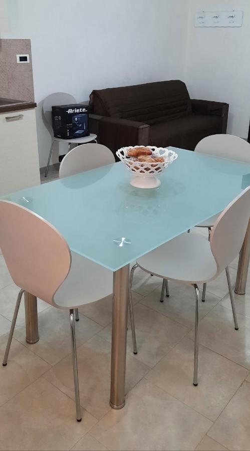 Apartamento Casa Vacanze Il Glicine 1 Pachino Exterior foto