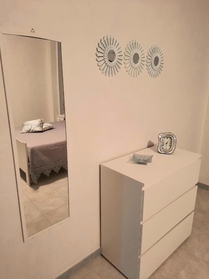Apartamento Casa Vacanze Il Glicine 1 Pachino Exterior foto
